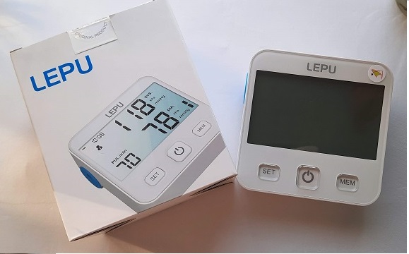 Máy đo huyết áp bắp tay Lepu LBP 70C hộp 1 cái