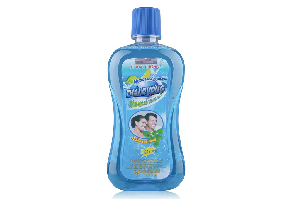 Nước Súc Miệng Thái Dương hương Bạc hà chai 500 ml