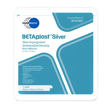 Miếng dán Betaplast Silver Betadine 20x20x0.5 hộp 10 miếng
